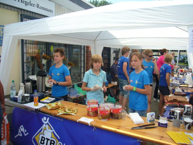 120707_flohmarkt_004